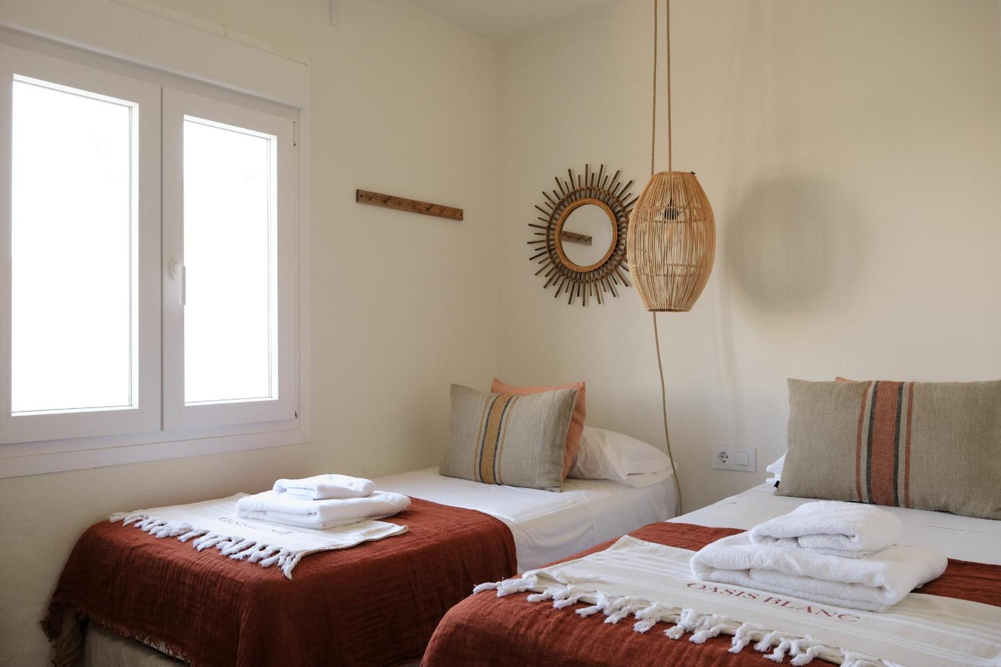 Arenal D'En Castell South Apartment Exterior photo